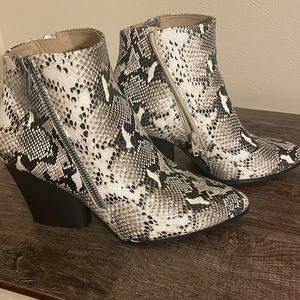 Seven Dials snakeskin booties . Size 7.5